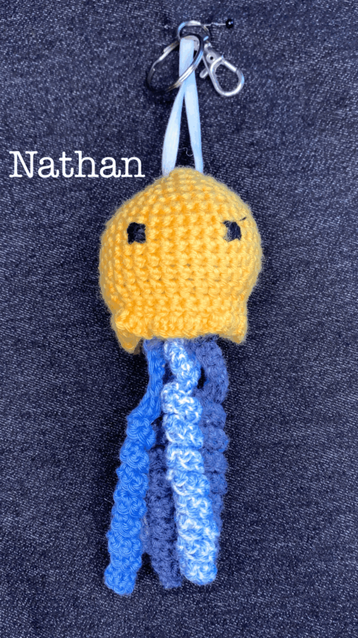 Porte-clé méduse en crochet – Image 18
