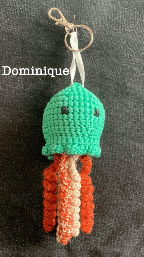 Porte-clé méduse en crochet – Image 6